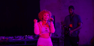 アイススパイス、ハロウィンコスチュームを披露、Lattoとのビーフの行方は?