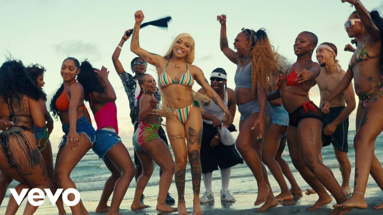 グロリラ、子供は欲しいが自分では産まない発言から一転?