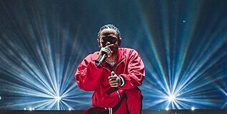 ケンドリック・ラマー、衝撃の新曲「30 For 30」でドレイクに再び宣戦布告 Kenny Sun from Boston, CC BY 2.0 , via Wikimedia Commons