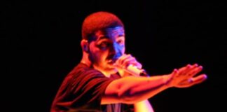 Drake、ファンのお母様のがん治療費を全額サポート「必要なものは何でも」との約束 アイキャッチalt/キャプション • alt: DrakeとBeamの未発表曲「Triumph Tower」を巡るゴーストライティング疑惑が再燃 • caption: Generated visual created with Grok for HIPHOPCs news coverage. Used under Fair Use for news reporting and commentary.