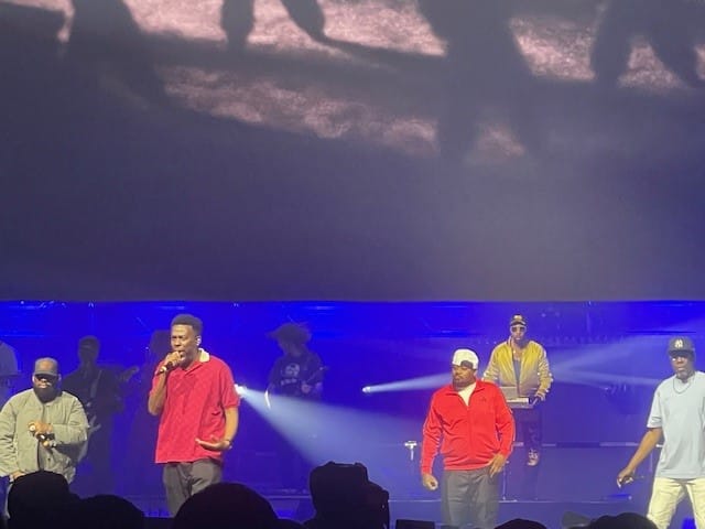 GZA、Ghostface、U-God、Raekwonが同時にステージに登場