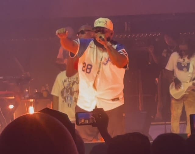 ドジャースキャップ×アトランタジャージを着こなすRaekwon