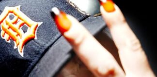 【HIPHOPCs独占インタビュー】京都をルーツに静寂と強さを纏い、SEDY NEZZ の旅は世界へ向かう SEDY NEZZが語る「アイドルになりたいわけでもキラキラしたいわけでもない」——HIPHOPCsインタビューより。信念を貫く姿勢と“今生きてる”という実感。