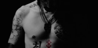 The madness and pathos that Jin Dogg’s ‘魑魅魍魎Chimi Moryo’, ‘Blue’, and ‘街風 Machi Kaze’ taught us—The story that began with those three songs Jin Dogg — Kansai rapper from Osaka’s Ikuno-ku, exploring madness, pathos, and crew love