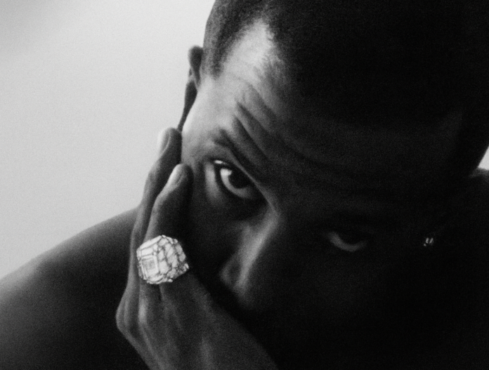 Diddy（ショーン・コムズ）をモチーフにしたNetflixドキュメンタリー『ショーン・コムズ：裁きの時（Sean Combs: The Reckoning）』の報道用再構成ビジュアル。HIPHOPCs独自生成画像。引用元：Netflix （© Netflix / プロモーションビジュアル参照）