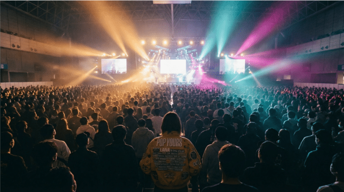 POP YOURS 2026のキービジュアル。全71組出演、幕張メッセ1-6ホールで3日間開催される日本語ラップフェス