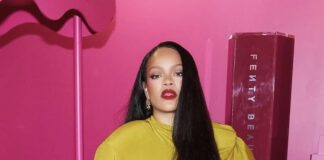 Drakeは43曲で問い、Rihannaは10語で返した『ICEMAN』が示した装置の外側 RihannaがA$AP Rockyのツアーを応援するTikTok動画を見せる様子