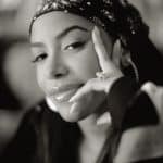 2000年5月、ベルリンで撮影されたAaliyahのモノクロ写真